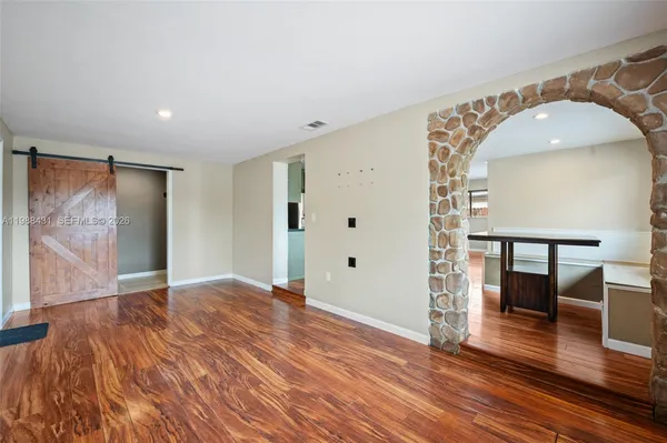$3,800 | 7245 South Waterway Drive, Miami, FL 33155