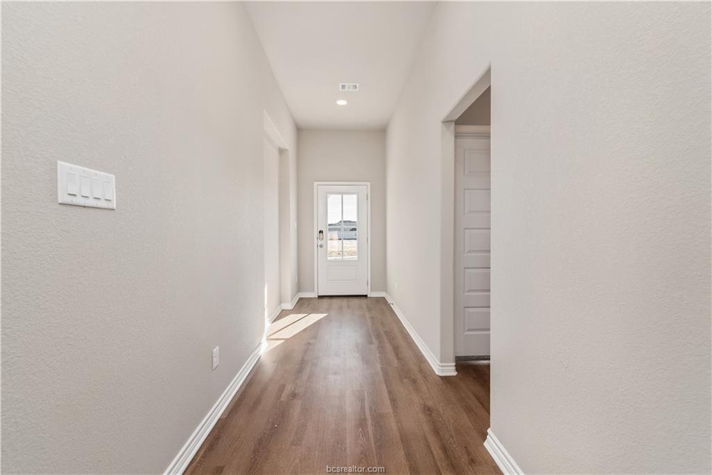 3185 Normandy Way Bryan, TX 77808 - Photo 2 of 16