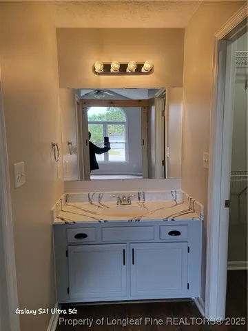 $1,600 | 409 Sparrow Drive, Fayetteville, NC 28306