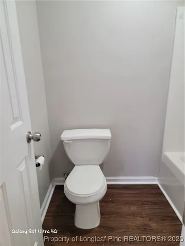 $1,600 | 409 Sparrow Drive, Fayetteville, NC 28306