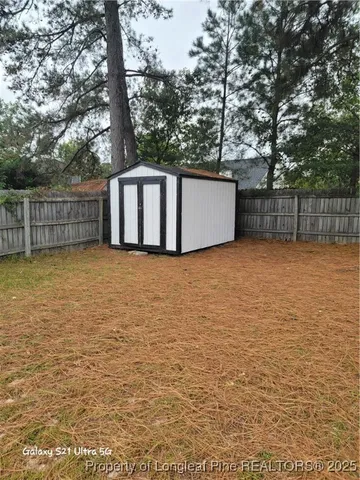 $1,600 | 409 Sparrow Drive, Fayetteville, NC 28306