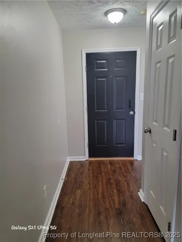 $1,600 | 409 Sparrow Drive, Fayetteville, NC 28306