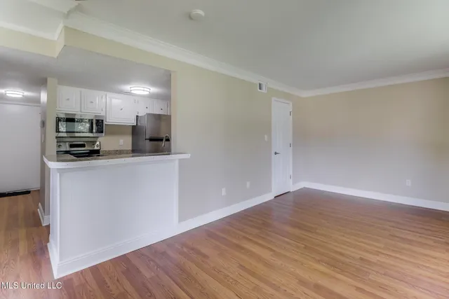 $94,500 | 242 Molokai Villiage, Unit J, Diamondhead, MS 39525