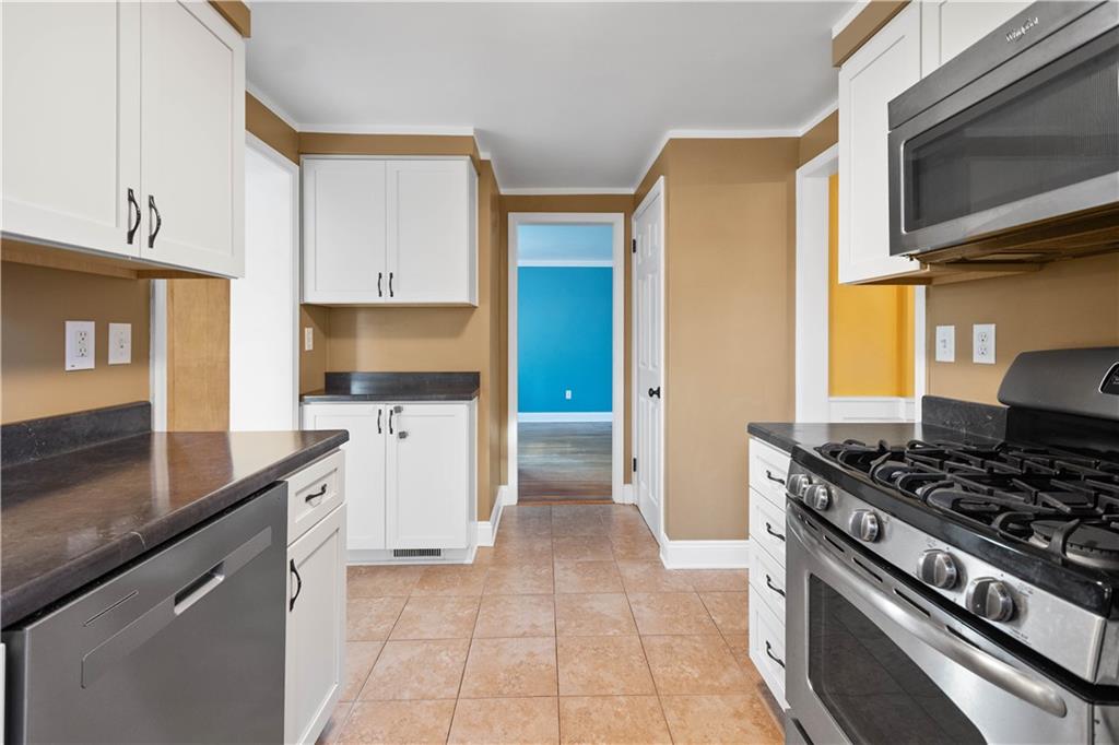 1034 Dallett Road Pittsburgh, PA 15227 - Photo 23 of 41 Gallery Image 23