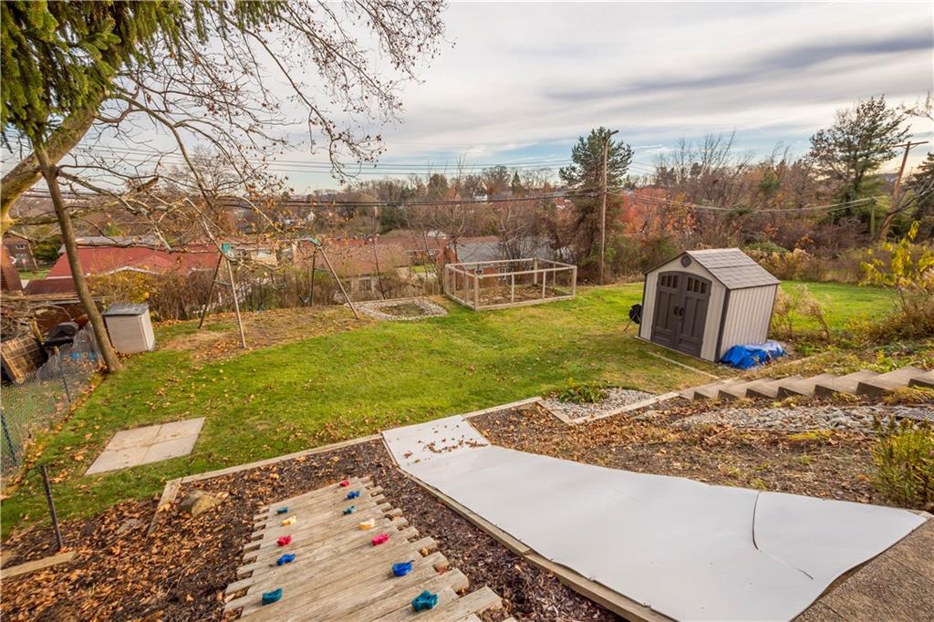 1034 Dallett Road Pittsburgh, PA 15227 - Photo 10 of 41 Gallery Image 10