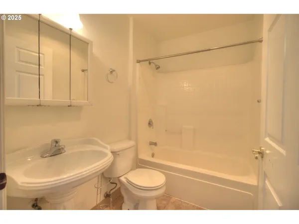 a view of a room with an empty space