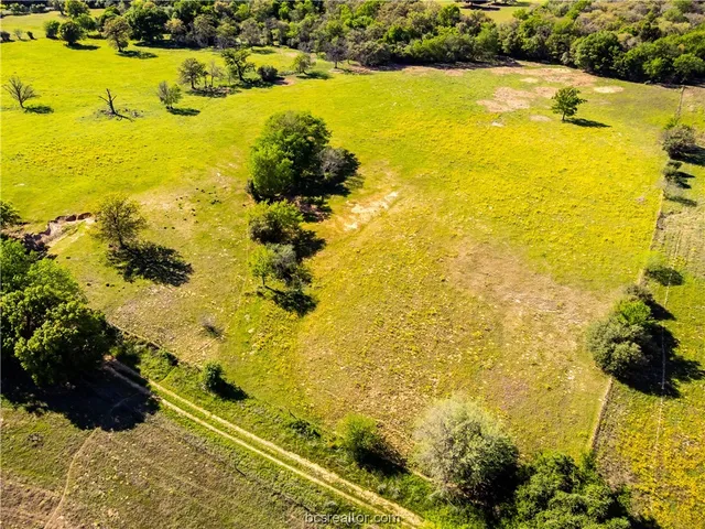 $360,000 | 371 St Caldwell Tx 77836, Caldwell, TX 77836