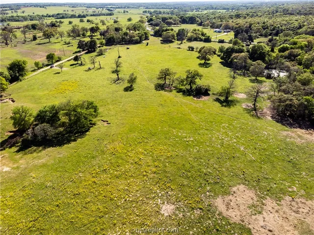 $360,000 | 371 St Caldwell Tx 77836, Caldwell, TX 77836