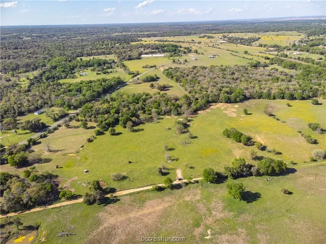 $360,000 | 371 St Caldwell Tx 77836, Caldwell, TX 77836