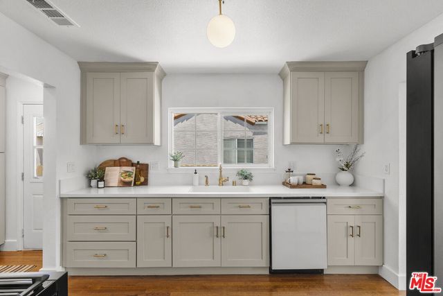 $1,275,000 | 2959 Potomac Avenue, Los Angeles, CA 90016