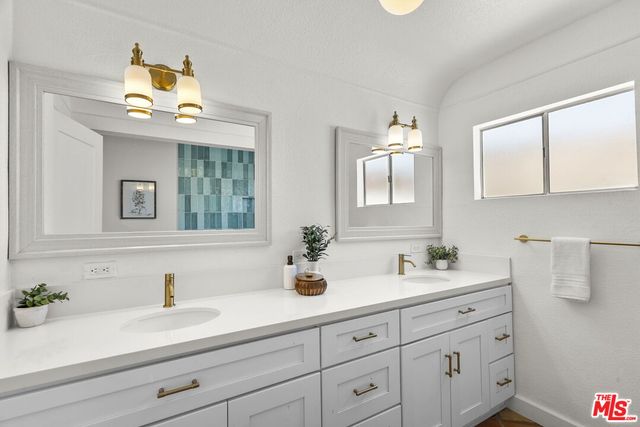 $1,275,000 | 2959 Potomac Avenue, Los Angeles, CA 90016