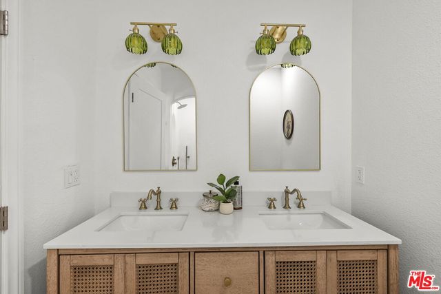 $1,275,000 | 2959 Potomac Avenue, Los Angeles, CA 90016