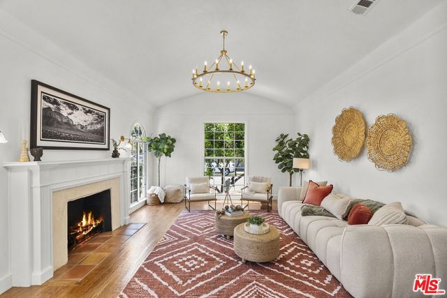 $1,275,000 | 2959 Potomac Avenue, Los Angeles, CA 90016