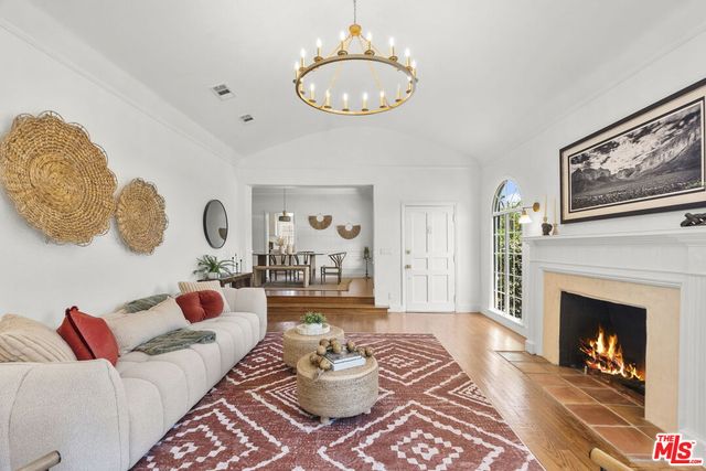 $1,275,000 | 2959 Potomac Avenue, Los Angeles, CA 90016
