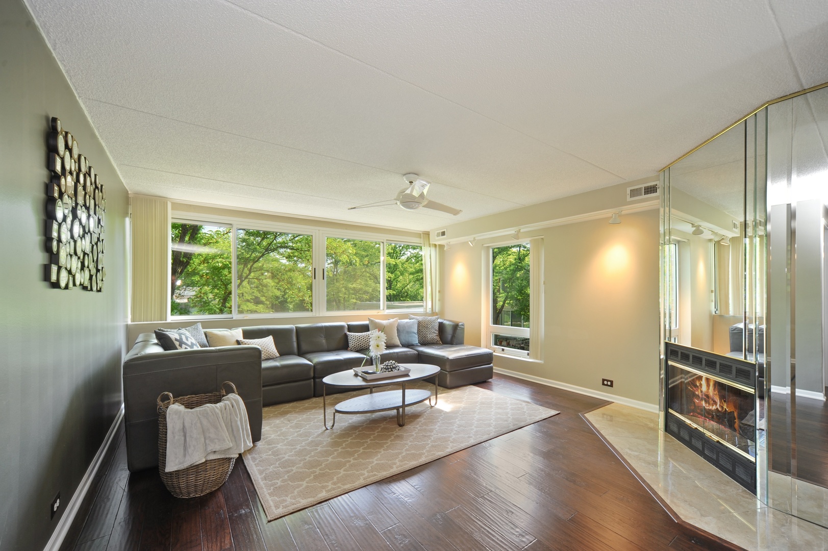 118 Wellington Road Northbrook, IL 60062 - Photo 8 of 17