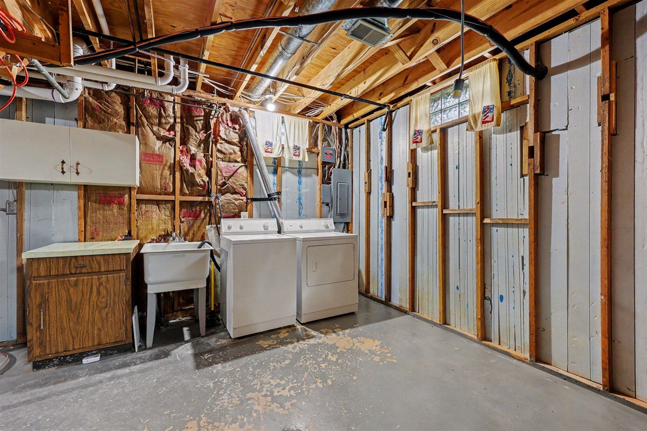 511 North Wagner Road Ann Arbor, MI 48103 - Photo 14 of 24