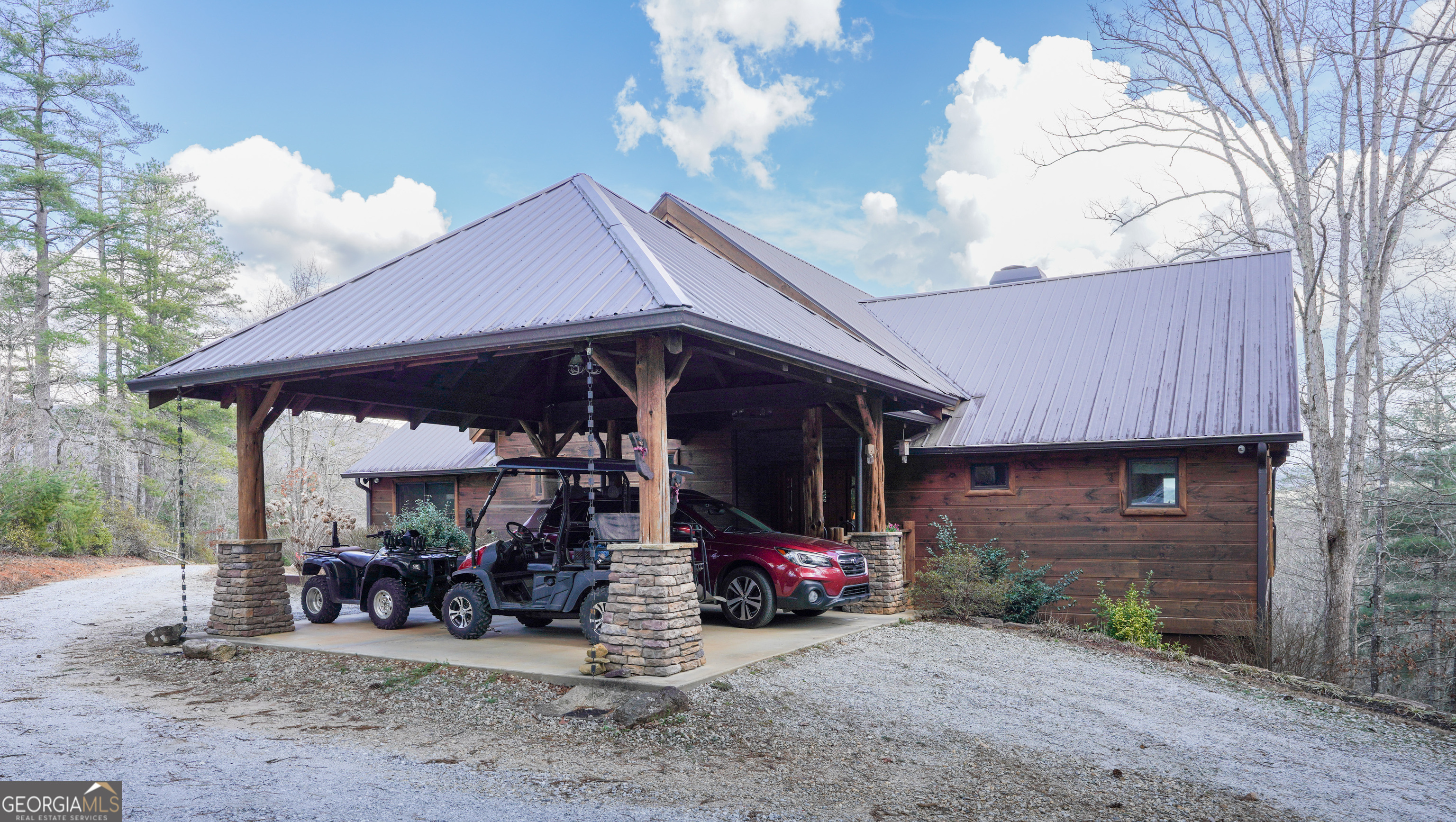 5232 Crow Creek Road Lakemont, GA 30552 - Photo 14 of 90 a view of a car park in front of house