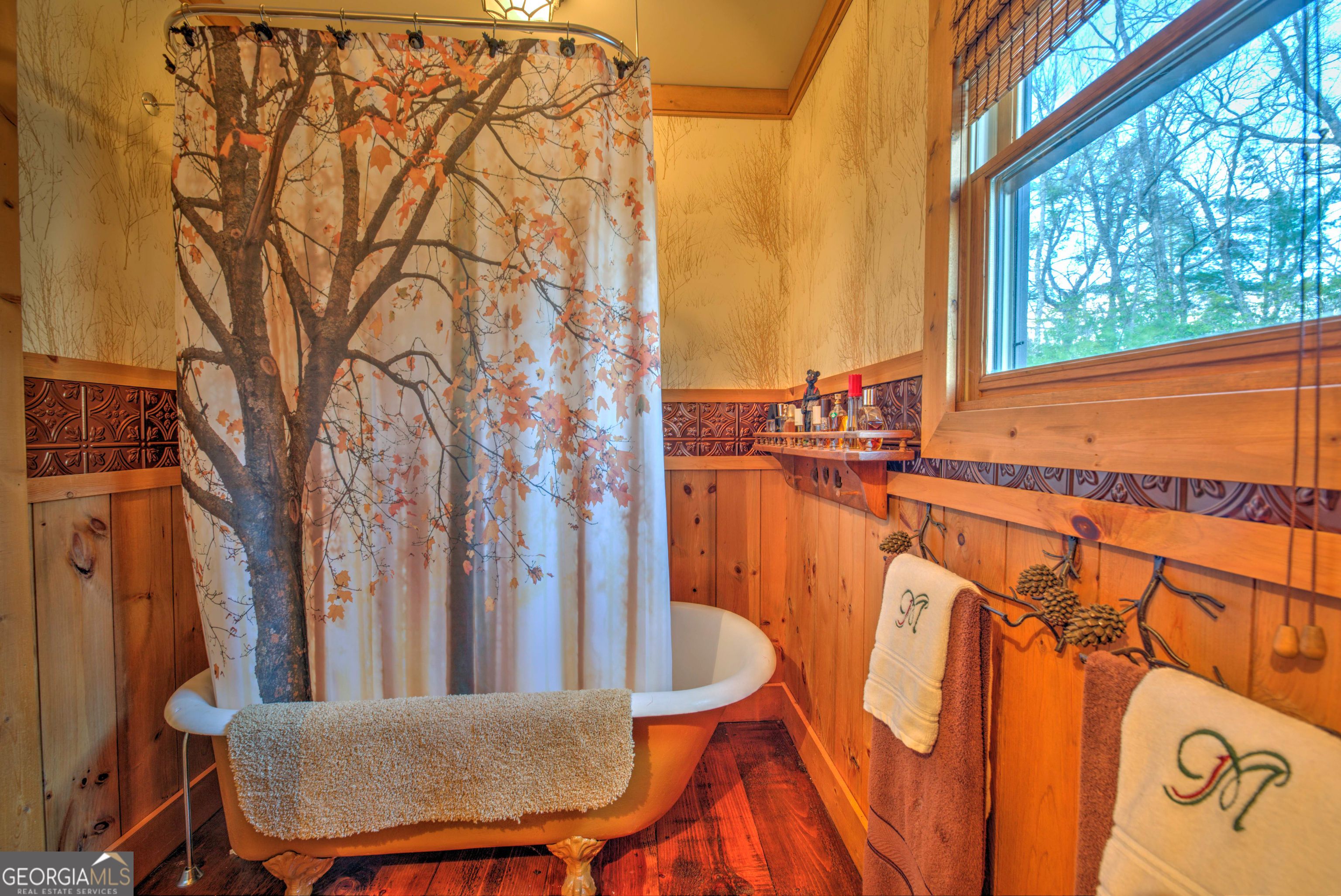 5232 Crow Creek Road Lakemont, GA 30552 - Photo 58 of 90 a view of a chairs and table in a patio