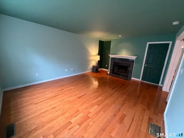 $429,900 | 40 Samuel Lane, Mansfield, CT 06250