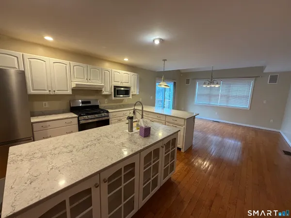 $429,900 | 40 Samuel Lane, Mansfield, CT 06250