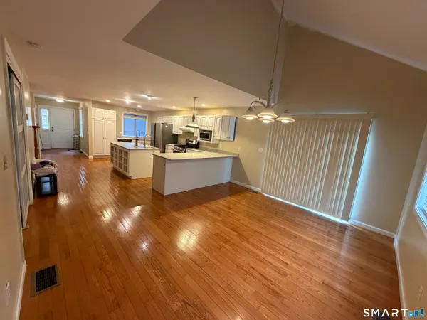 $429,900 | 40 Samuel Lane, Mansfield, CT 06250