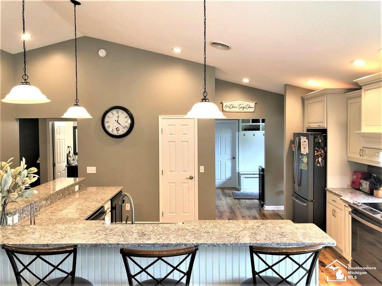10543 Centennial Road Britton, MI 49229 - Photo 17 of 34 50050252-16.JPG
