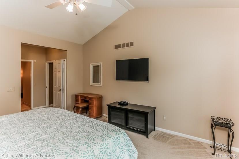 3378 Sawgrass Court Rochester Hills, MI 48309 - Photo 19 of 52