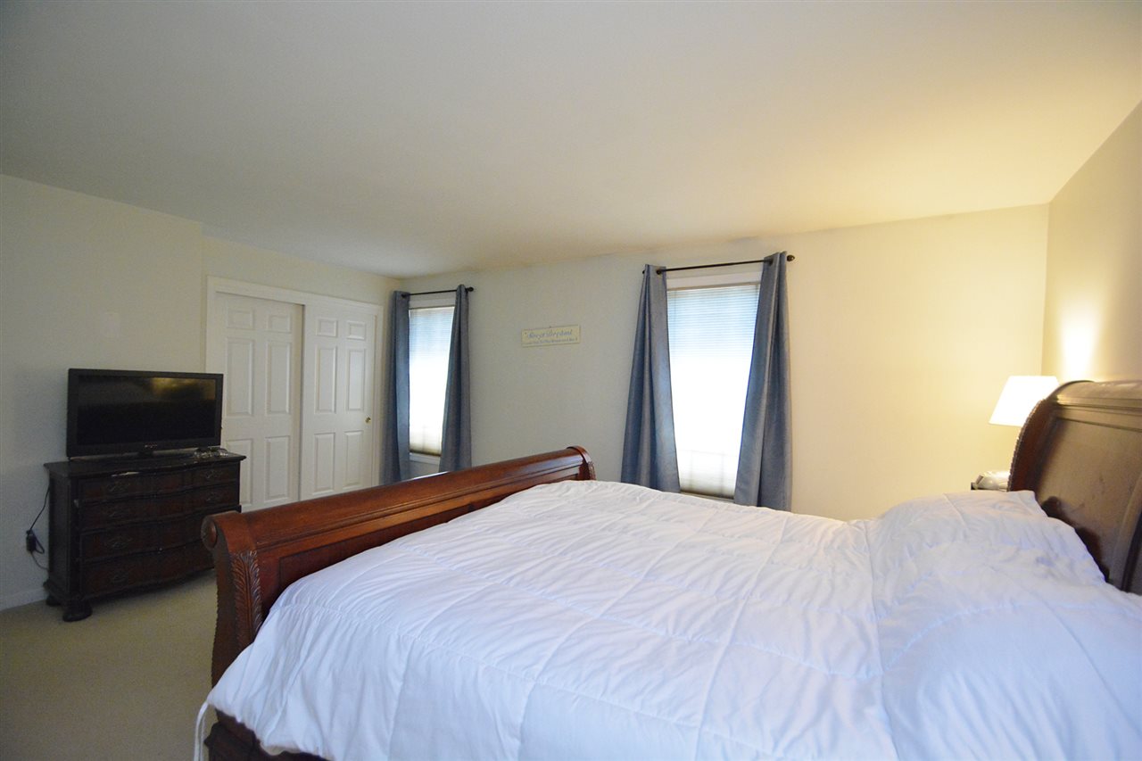 6 Mulberry Lane Amherst, NH 03031 - Photo 28 of 35