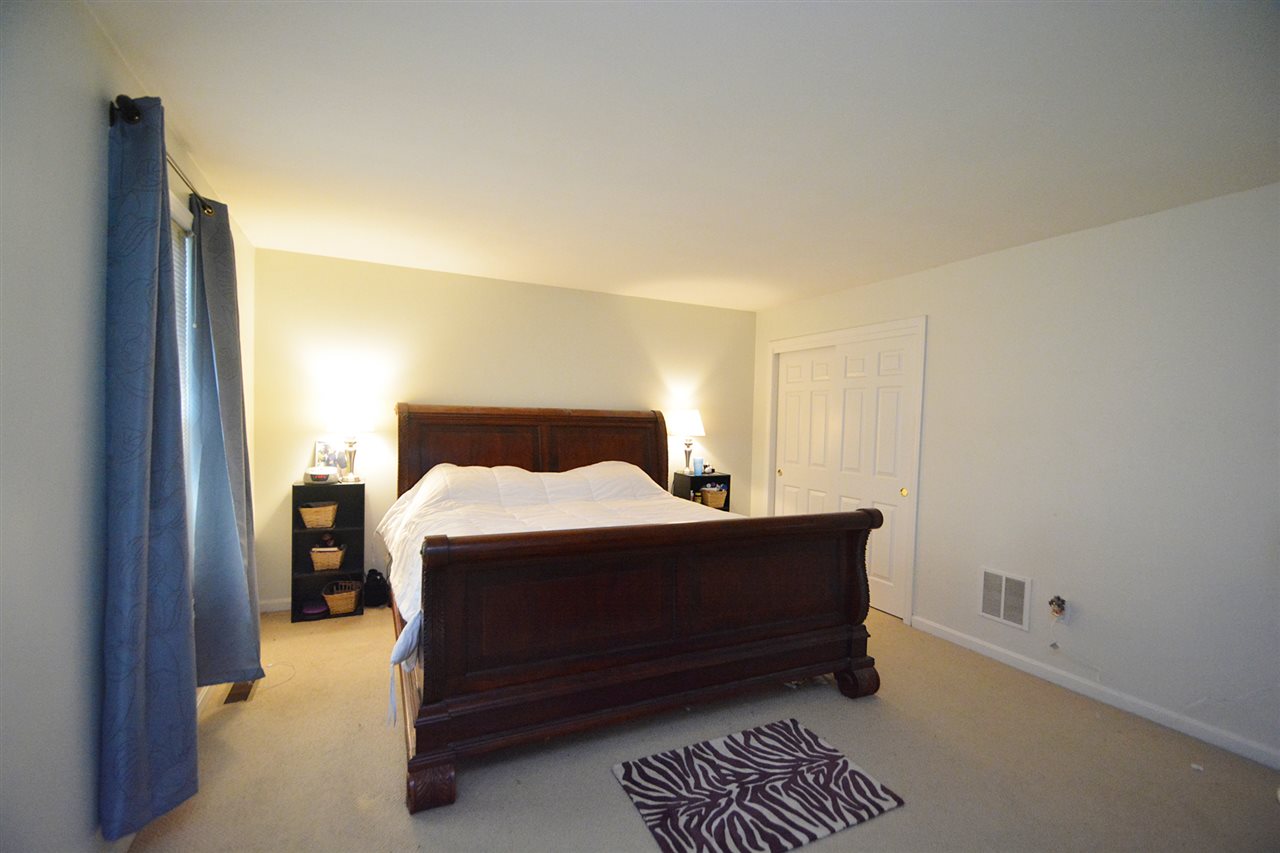 6 Mulberry Lane Amherst, NH 03031 - Photo 29 of 35