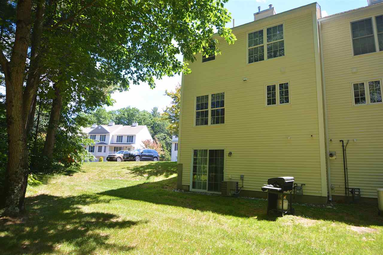 6 Mulberry Lane Amherst, NH 03031 - Photo 9 of 35