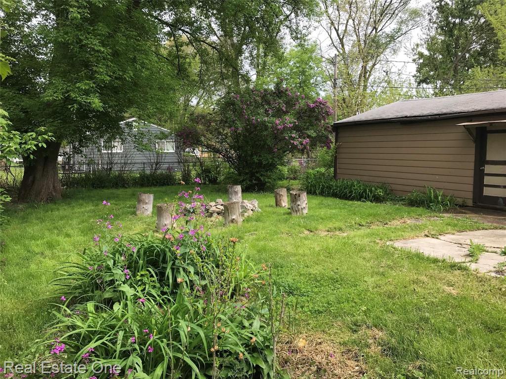 20796 Doepfer Road Warren, MI 48091 - Photo 17 of 18