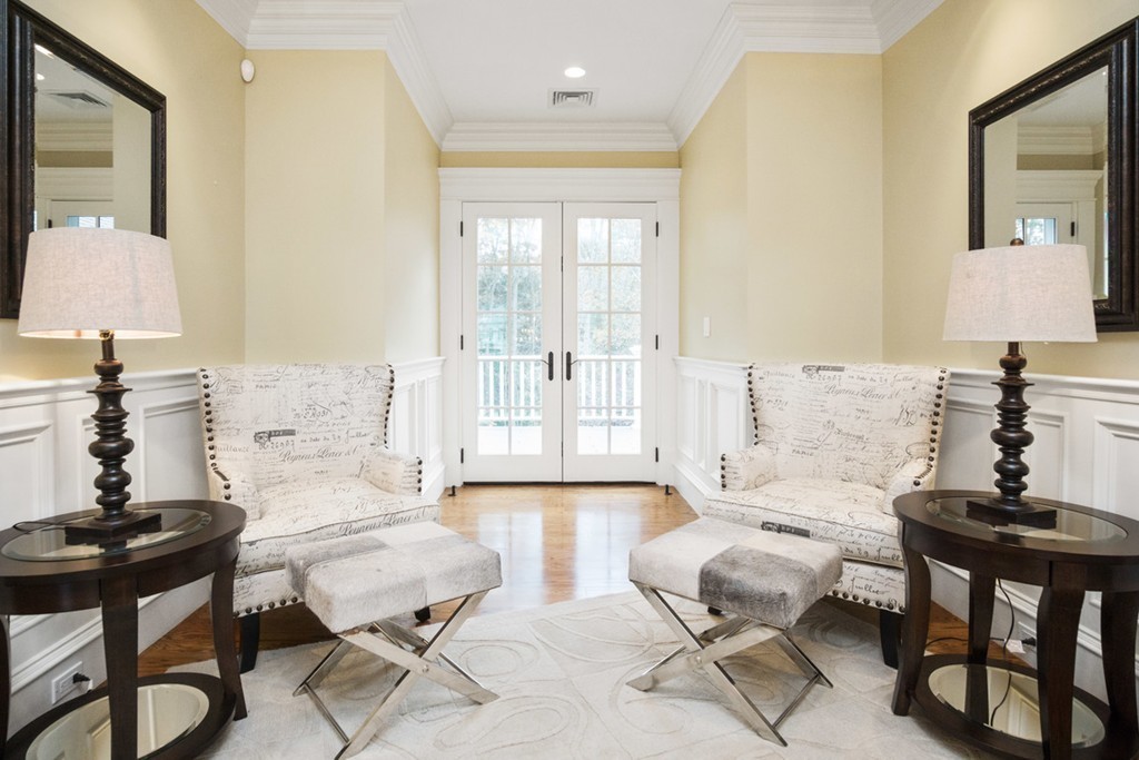 194 Bristol Road Wellesley, MA 02481 - Photo 26 of 30 Gallery Image 26