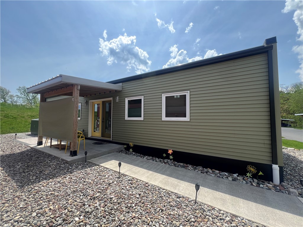 41 Solar Drive Geneva, NY 14456 - Photo 3 of 49 Exterior front