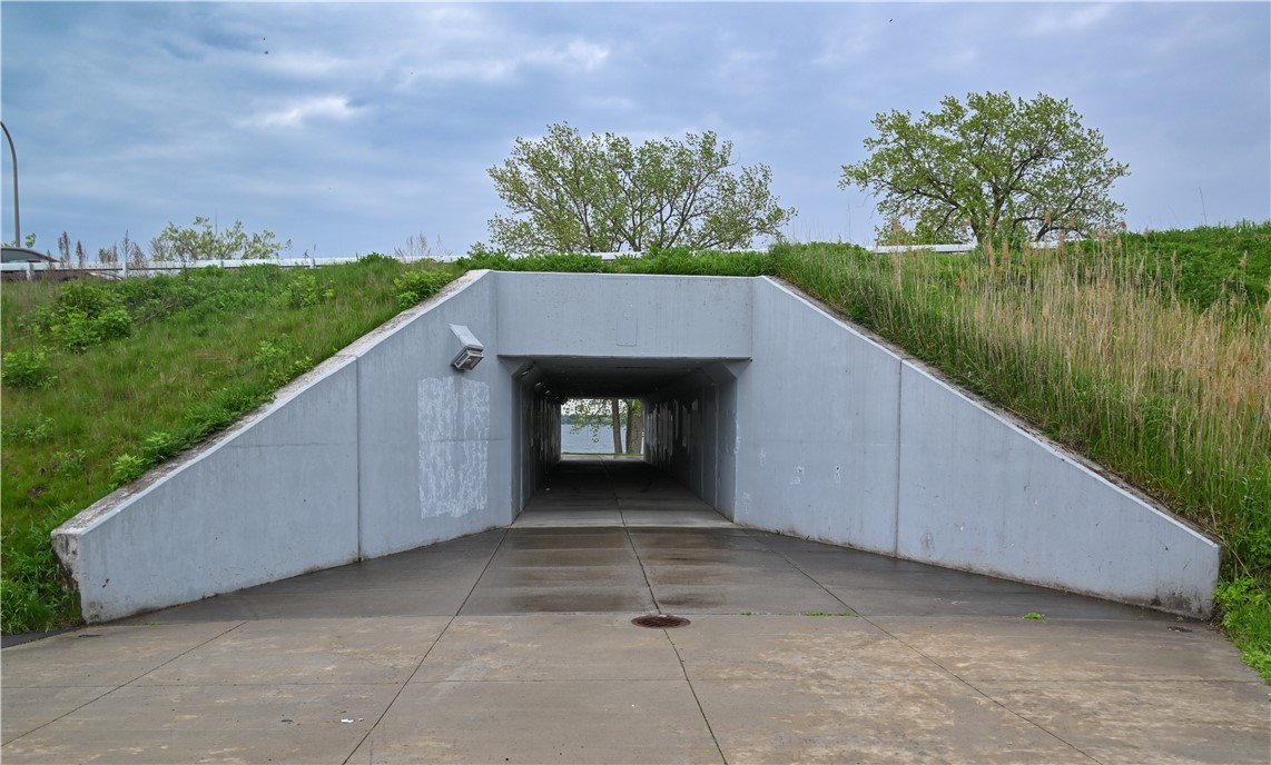 41 Solar Drive Geneva, NY 14456 - Photo 10 of 49 tunnel entry way