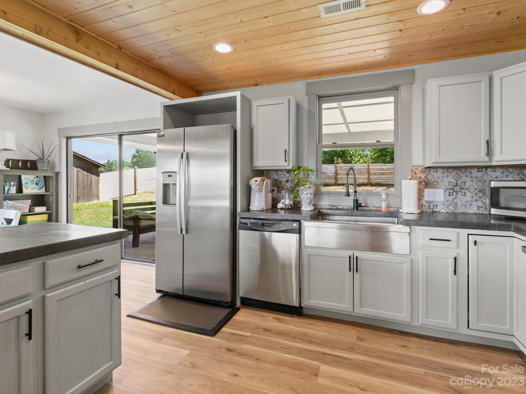 69 Salem Road Weaverville, NC 28787 - Photo 15 of 40 Gallery Image 15