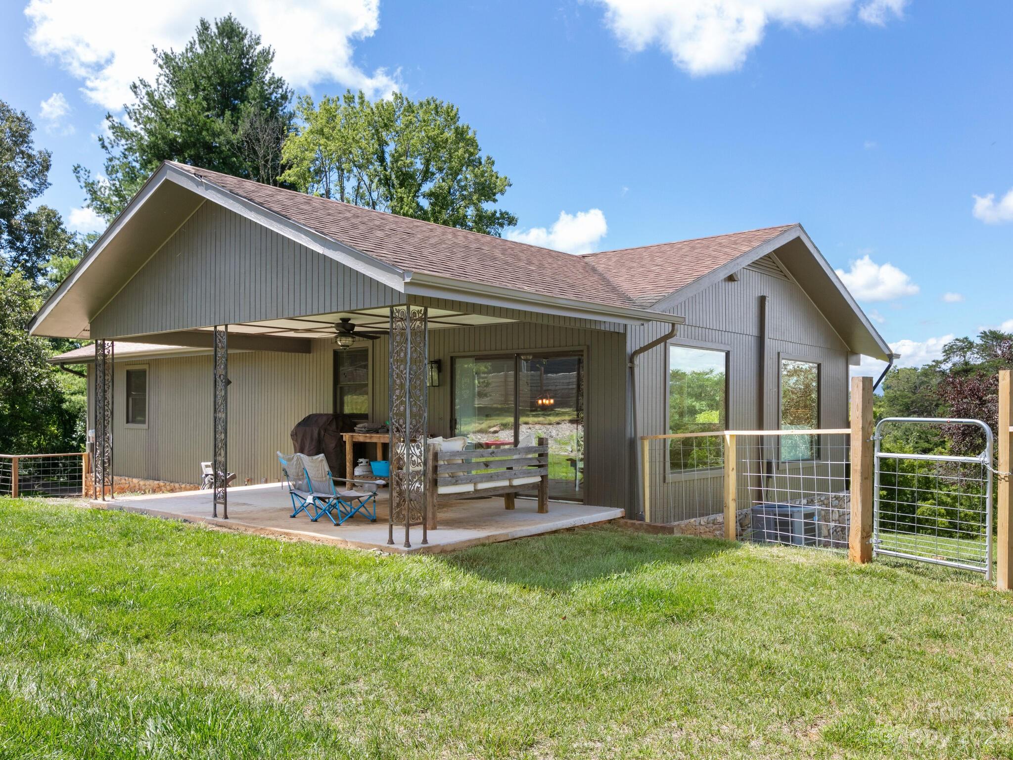 69 Salem Road Weaverville, NC 28787 - Photo 32 of 40 Gallery Image 32