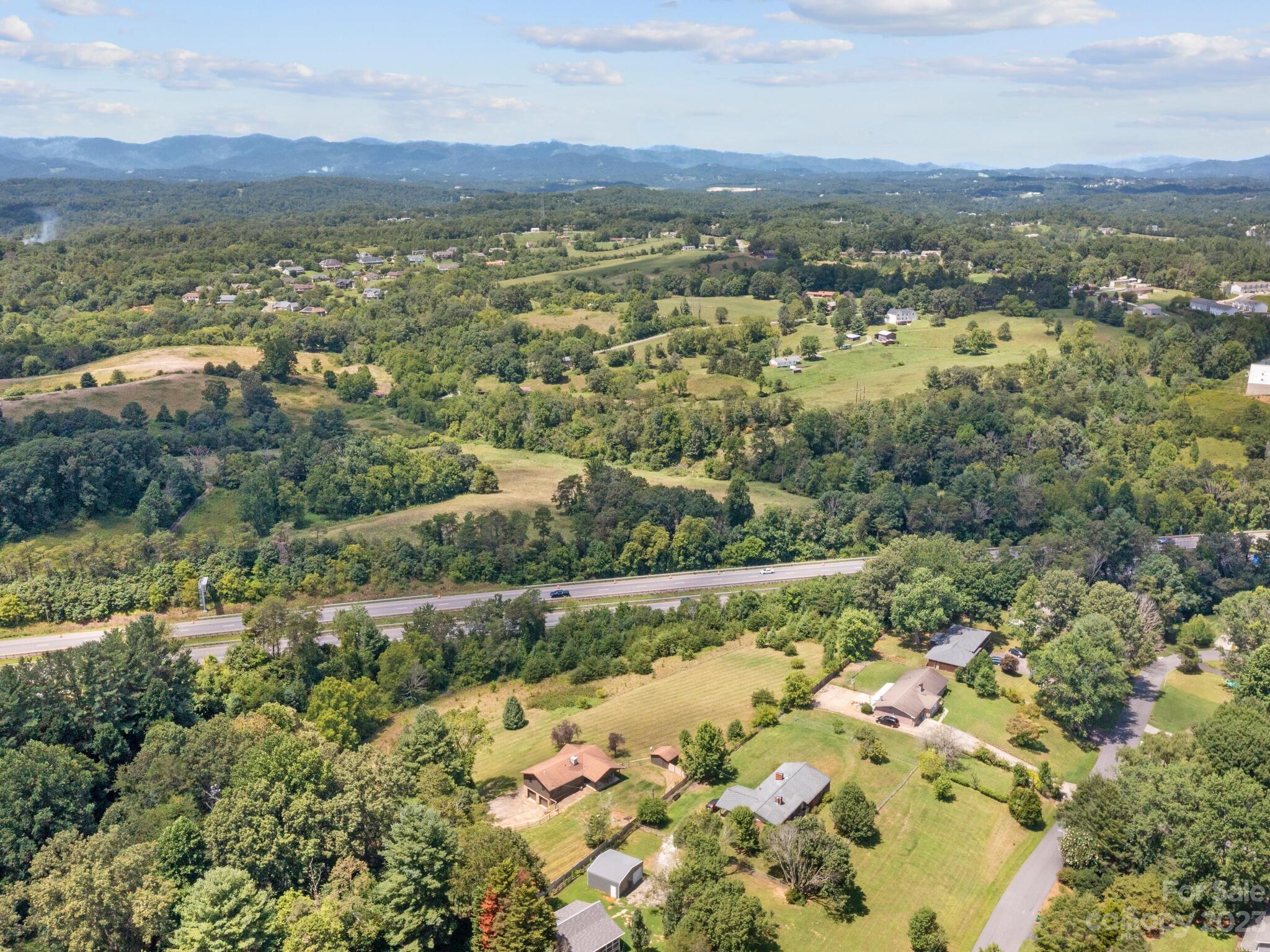 69 Salem Road Weaverville, NC 28787 - Photo 36 of 40 Gallery Image 36