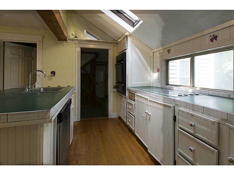 16 Linden Road Barrington, RI 02806 - Photo 13 of 25 Kitchen.