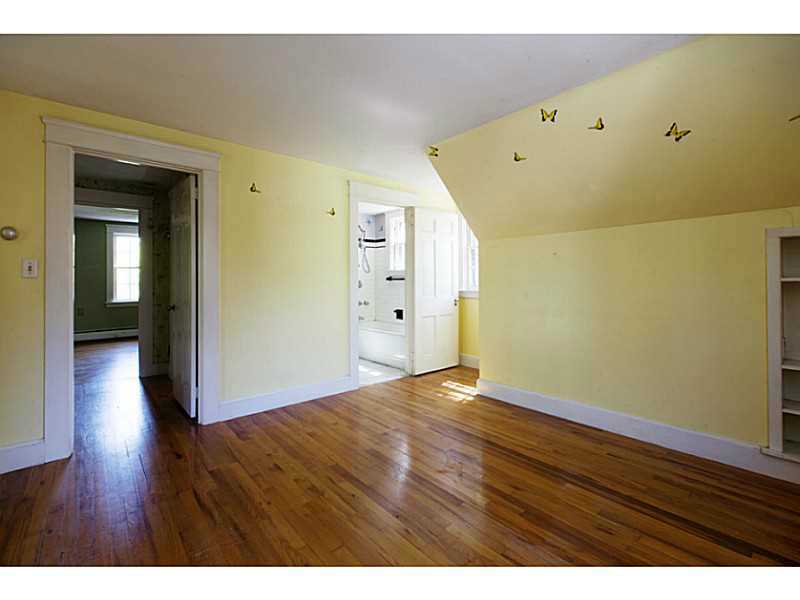 16 Linden Road Barrington, RI 02806 - Photo 21 of 25 Bedroom.