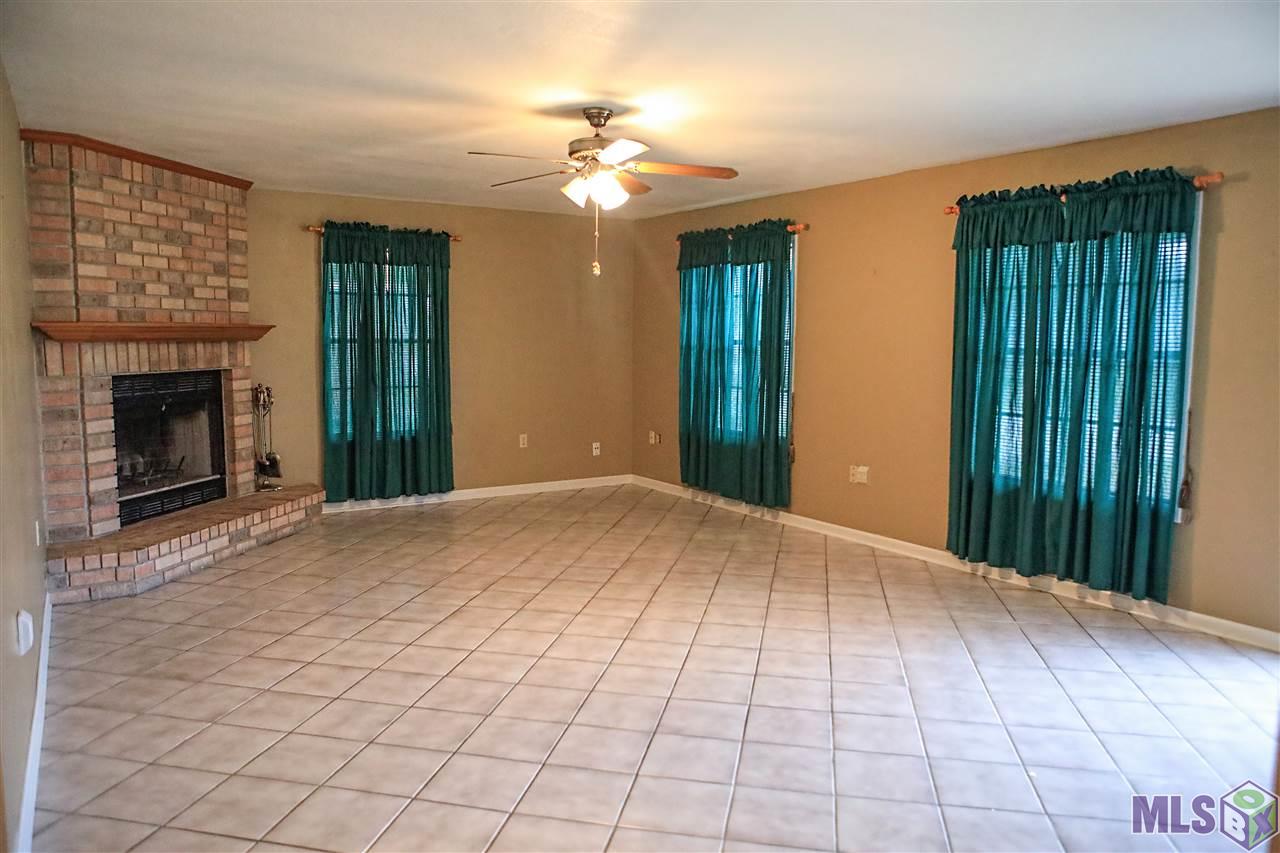 340 Robyn Street Gray, LA 70359 - Photo 3 of 24 Gallery Image 3