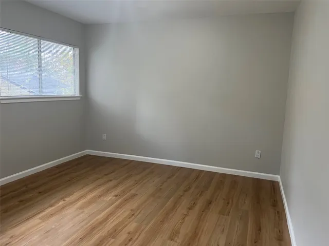 $1,975 | 65 Yewleaf Road, The Woodlands, TX 77381