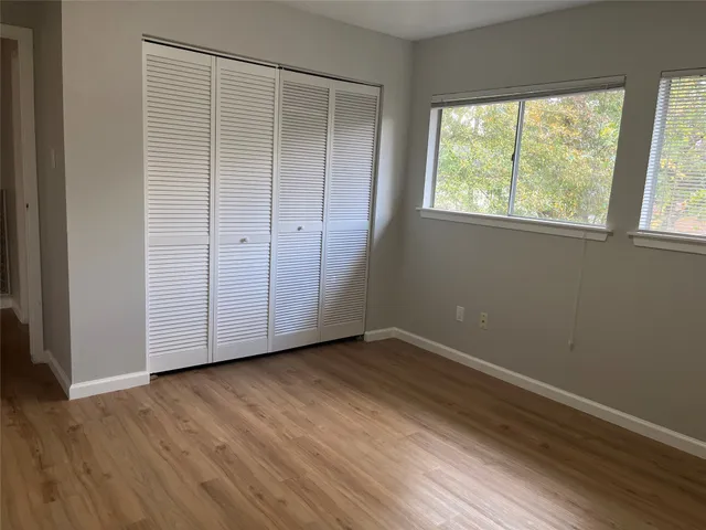 $1,975 | 65 Yewleaf Road, The Woodlands, TX 77381