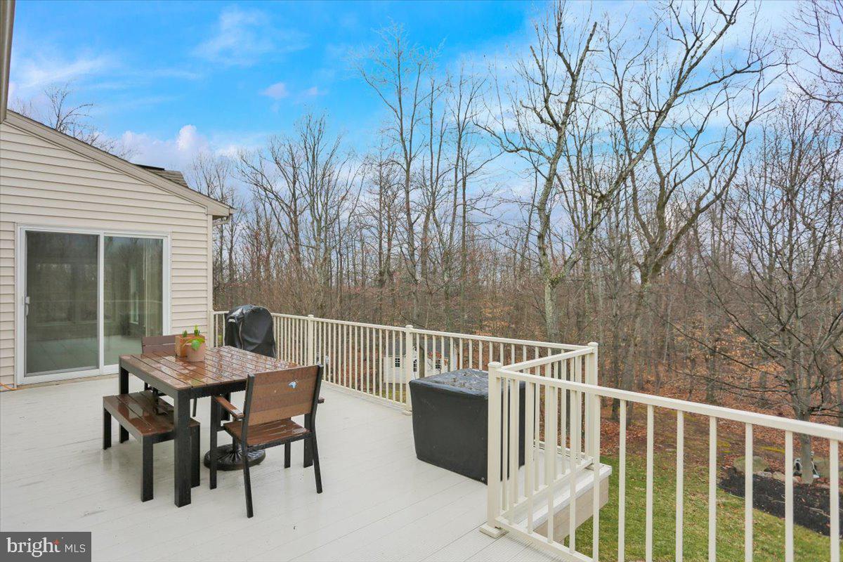 174 Overlook Road Morgantown, PA 19543 - Photo 6 of 77 Gallery Image 6