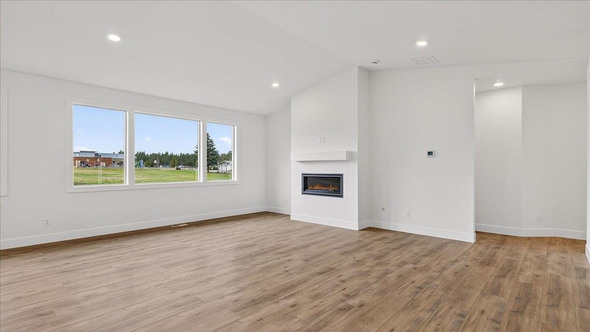 16767 North Wellington Road Colbert, WA 99005 - Photo 5 of 50