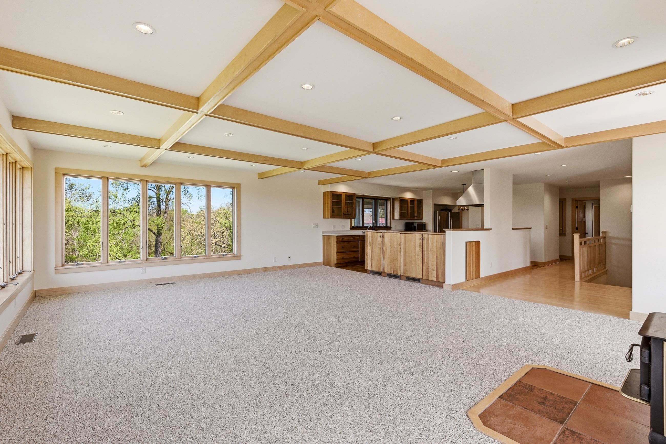 1049 Miller Road Mineral Point, WI 53565 - Photo 15 of 90