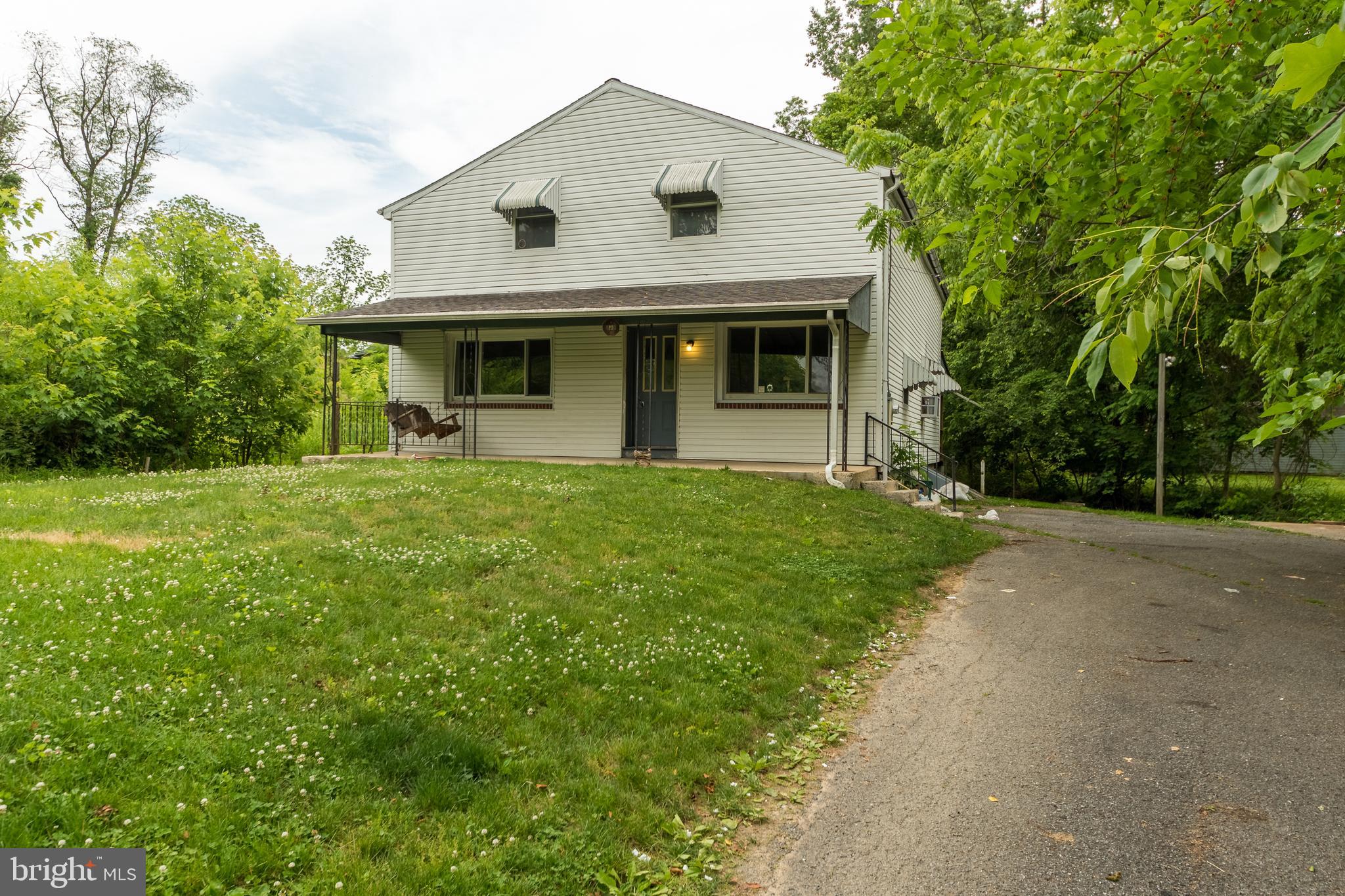 1575 Stony Battery Road Lancaster, PA 17601 - Photo 2 of 44 Gallery Image 2