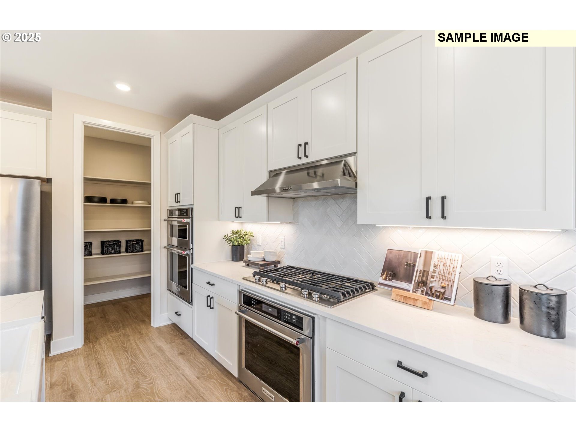 15978 Southwest Peace Avenue Tigard, OR 97224 - Photo 7 of 21