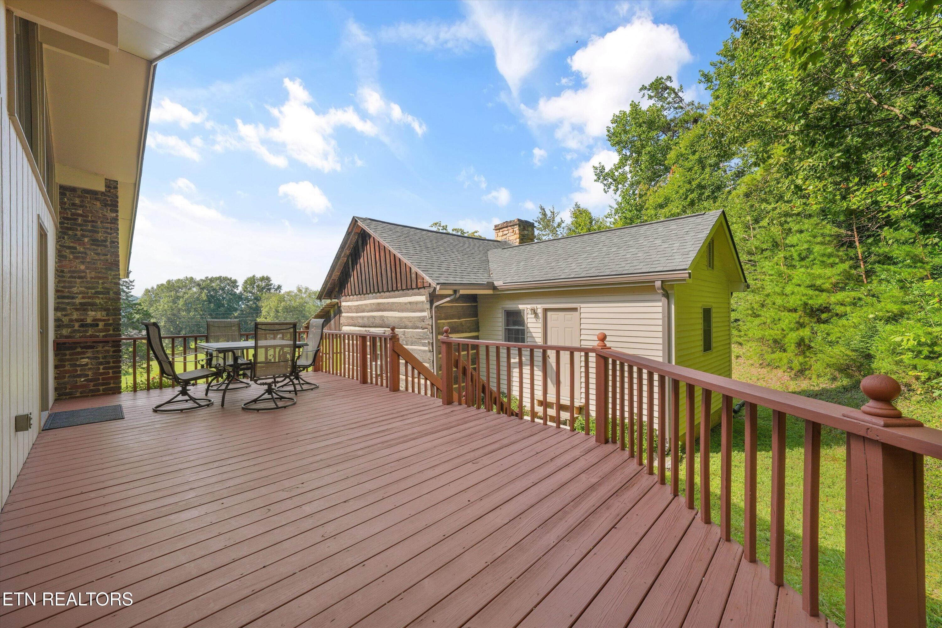 745 Blockhouse Valley Road Clinton, TN 37716 - Photo 32 of 58 33-745 Blockhouse Valley Rd36