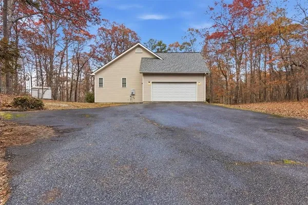 $450,000 | 875 Knox Bridge Highway, White, GA 30184