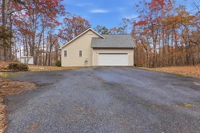 $460,000 | 875 Knox Bridge Highway, White, GA 30184